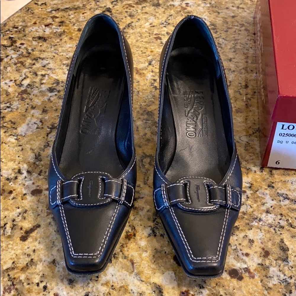 Salvatore Ferragamo Louisiana Size 6C Black Heel